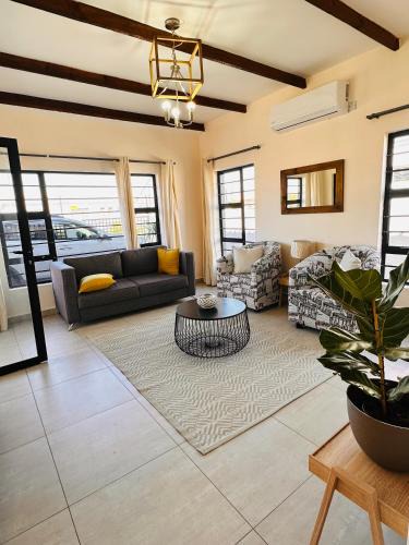 Gaborone Apartment | The Exec Home Self Catering Villa