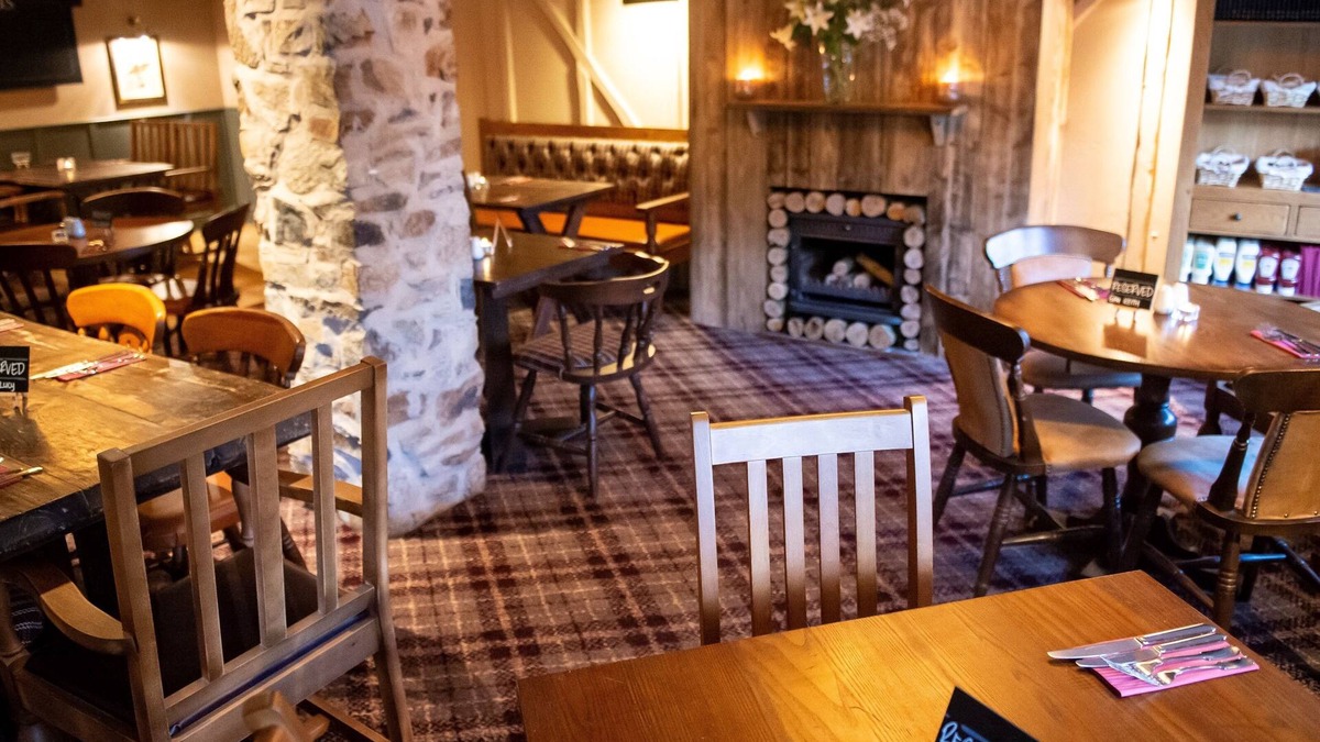 Brushford Hotel | The Exeter Inn