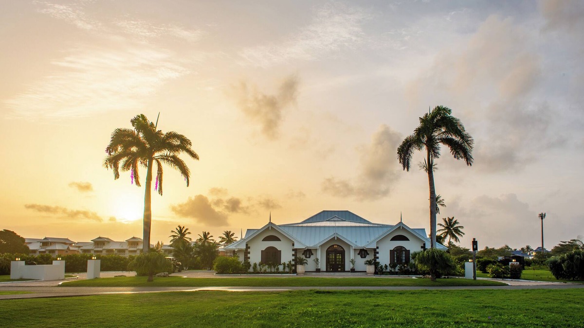 Lowlands Villa | The Fairway Villa: A luxe 6BR retreat in Tobago, ready July 2025! Sleeps 20-26.