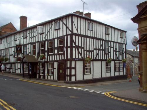 Bromyard Hotel | The Falcon Hotel