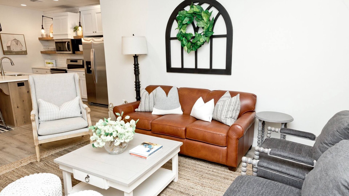 Washington Fields Condo | πThe Farm House π POOL IS OPEN!