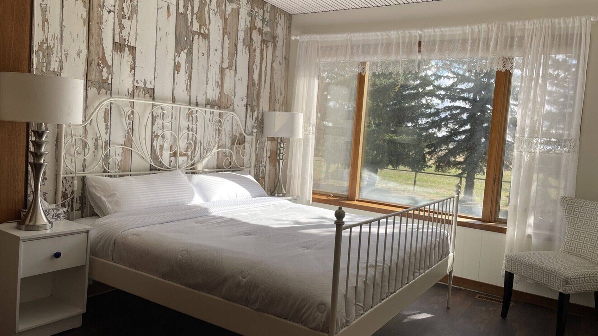 Hill Spring Other | THE FARM - LAKE FRONT, MOUNTAIN VIEW, NEAR WATERTON LAKE