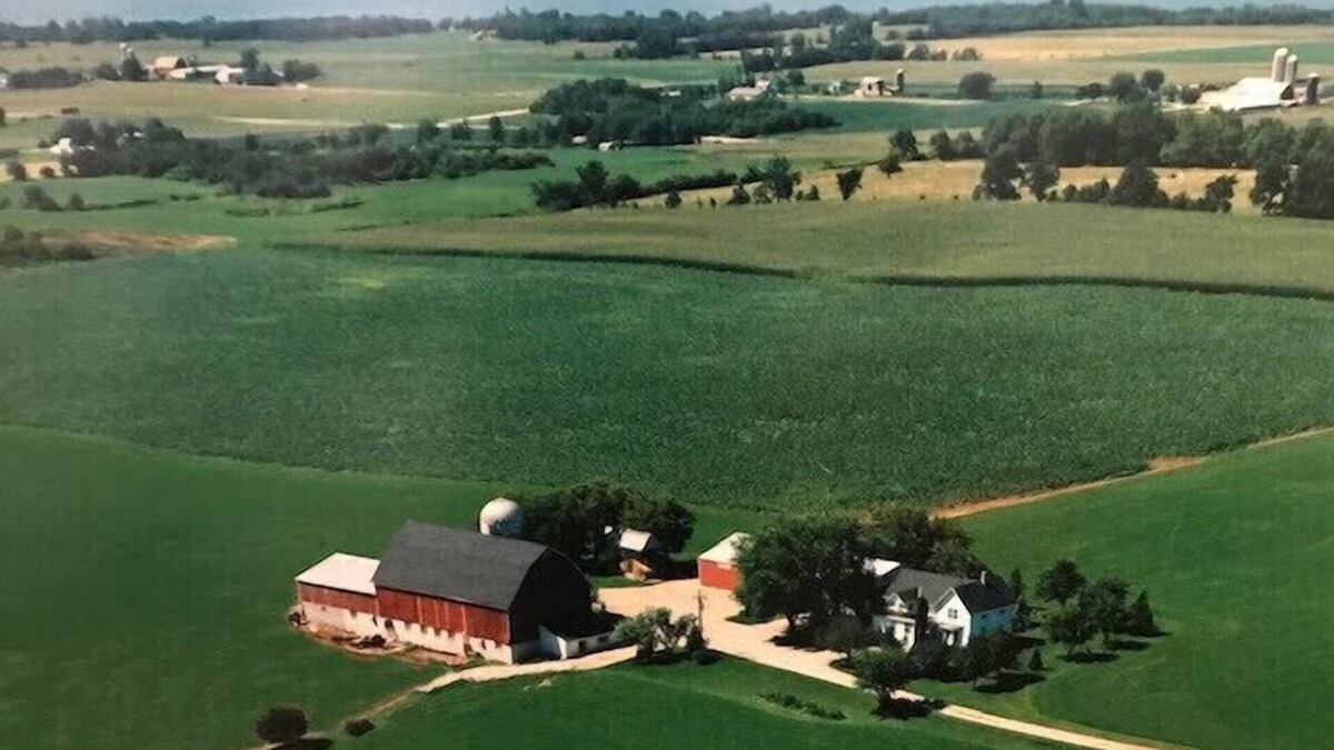 Chilton RV Rental | The Farm RV and Camper Parking