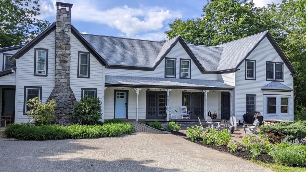 Bryant Pond House | The Farmhouse at Bryant Pond