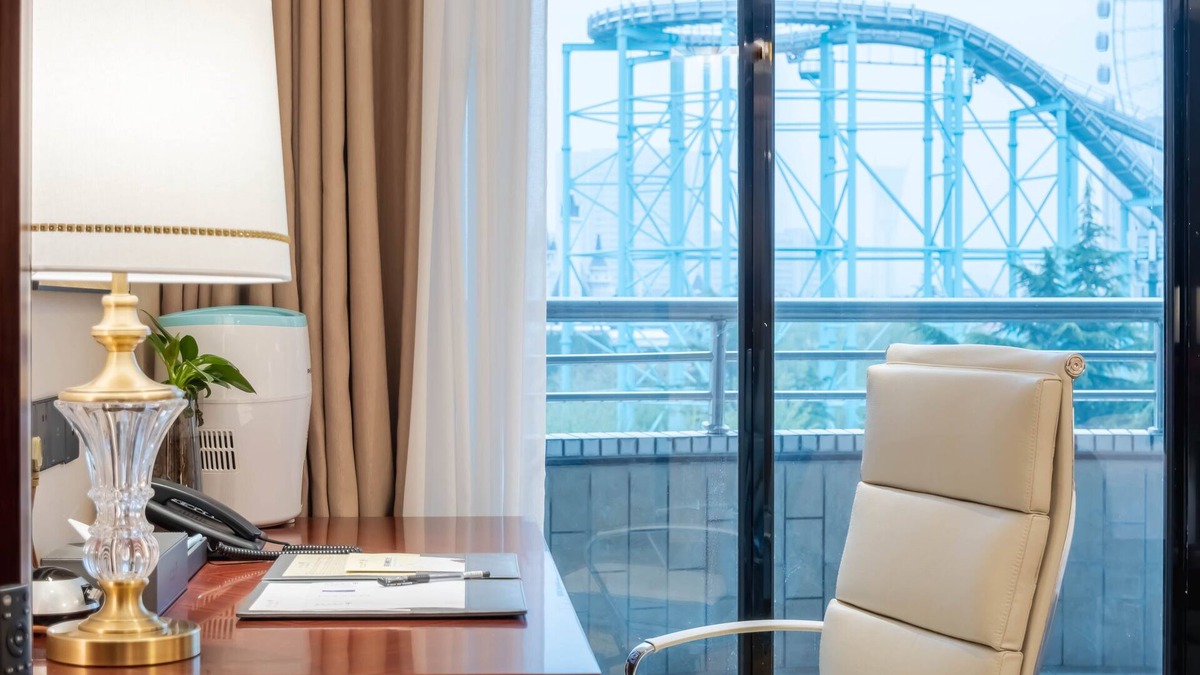 Kuiwen District Hotel | The Farrington Hotel - Building A