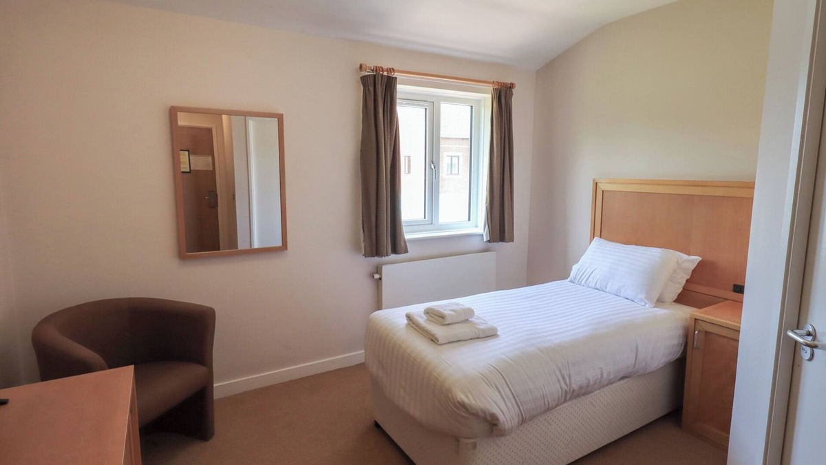 Eamont Bridge Cottage | THE FELLSIDE HAVEN AT EAMONT PARK, with a garden in Penrith