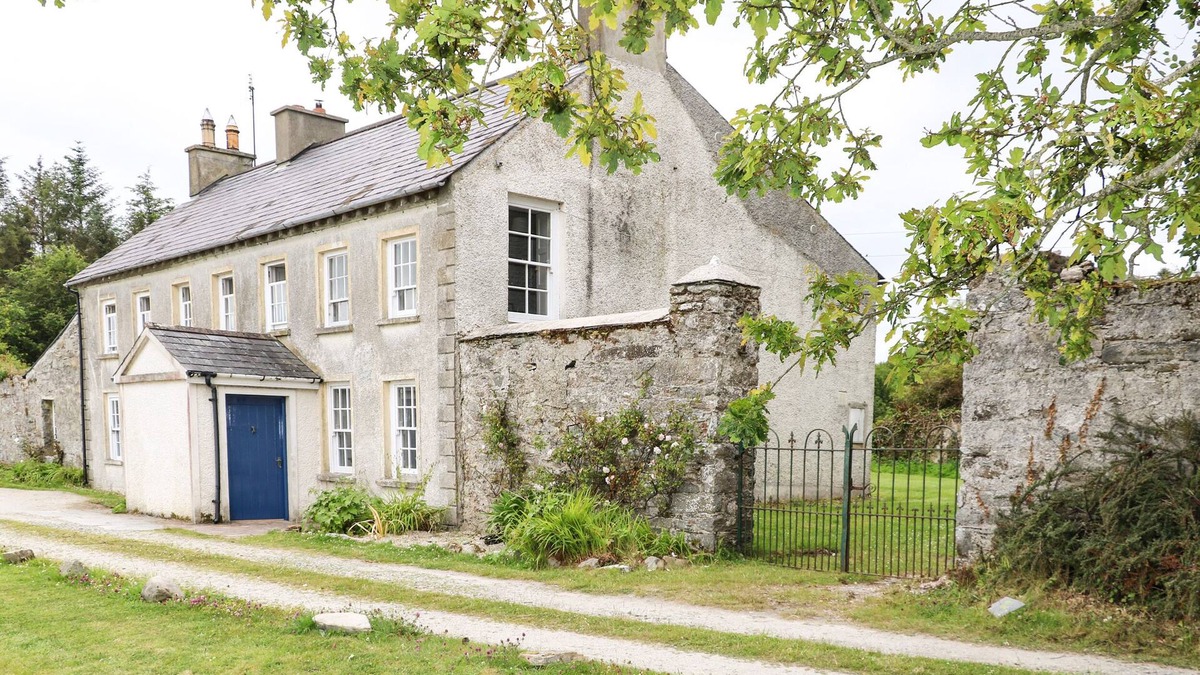 Ramelton Cottage | The Ferry House