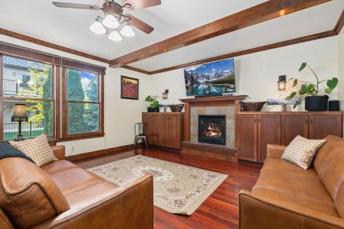 Greeley House | The Fireside Retreat - 6 BD, Sauna, Home Theater
