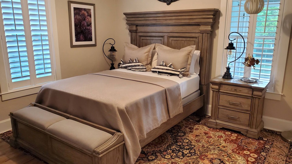 Mount Dora Cottage | "THE FISHERMAN'S COTTAGE" # 1 DESTINATION Rental in Historic District~Mount Dora