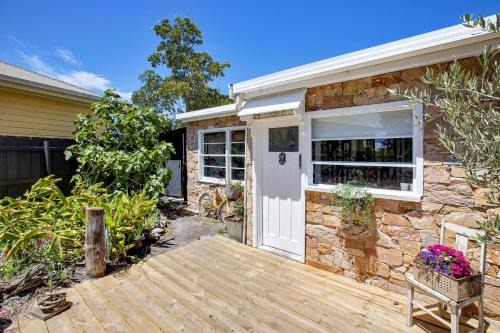 Raymond Island House | The Fishermans Cottage