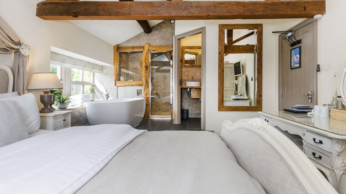 Barkisland House | The Fleece Inn