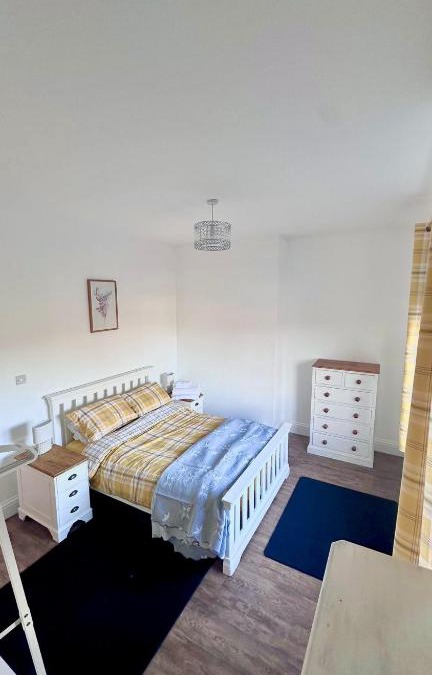 Gateshead House | The Follonsby hot tub Retreat with own bar near city centre