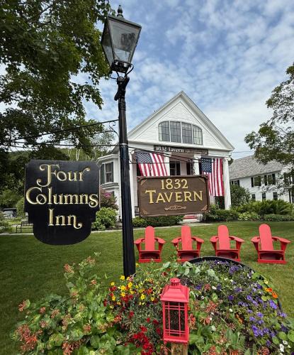 Newfane Hotel | The Four Columns Inn & 1832 Tavern