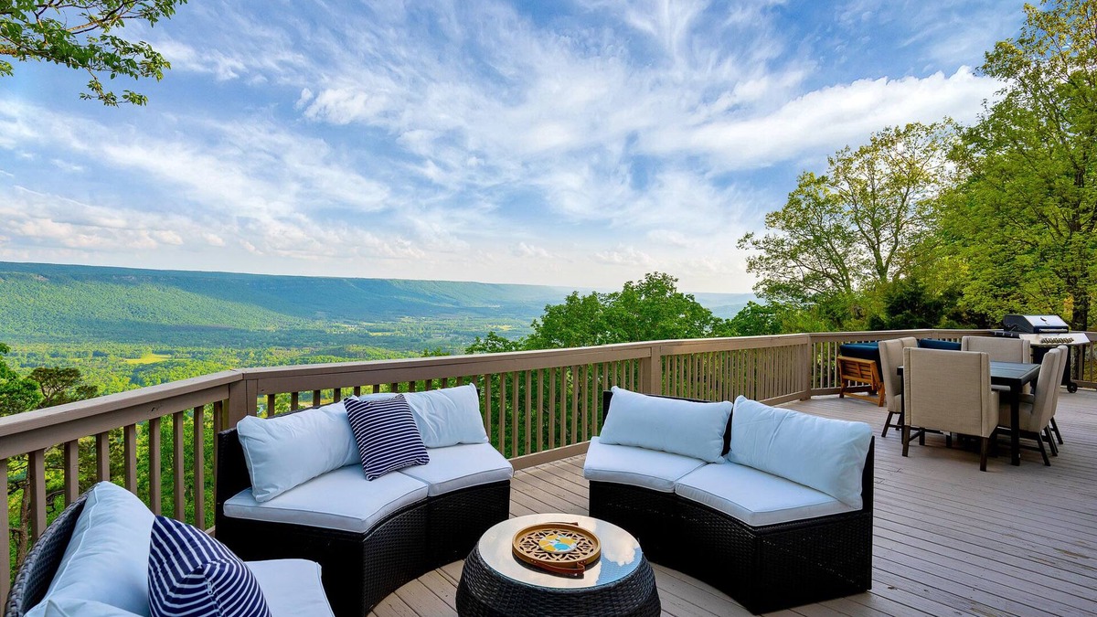 Rising Fawn House | The Foxlair Cottage at Lookout Mountain