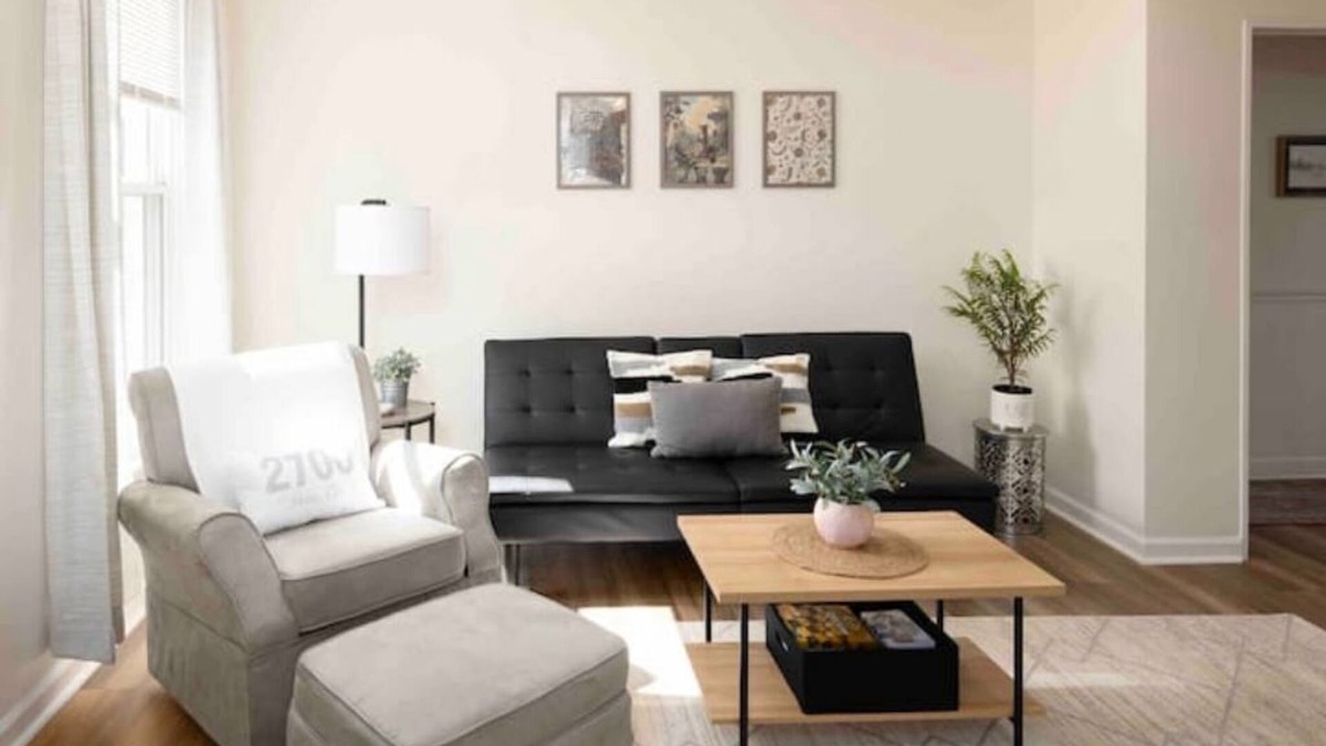 Ross House | The Foxx Den