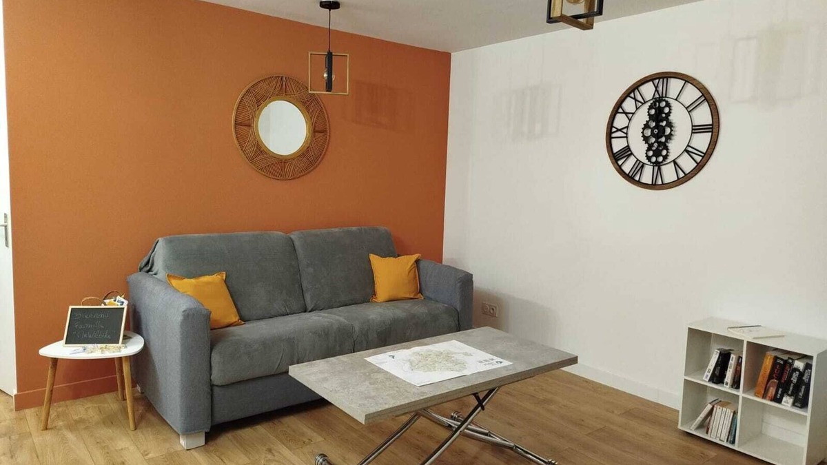 Saint-Julien-en-Saint-Alban Condo | The cardinal's cottage