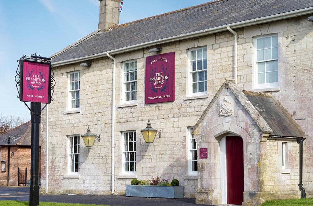 Holworth Hotel | The Frampton Arms