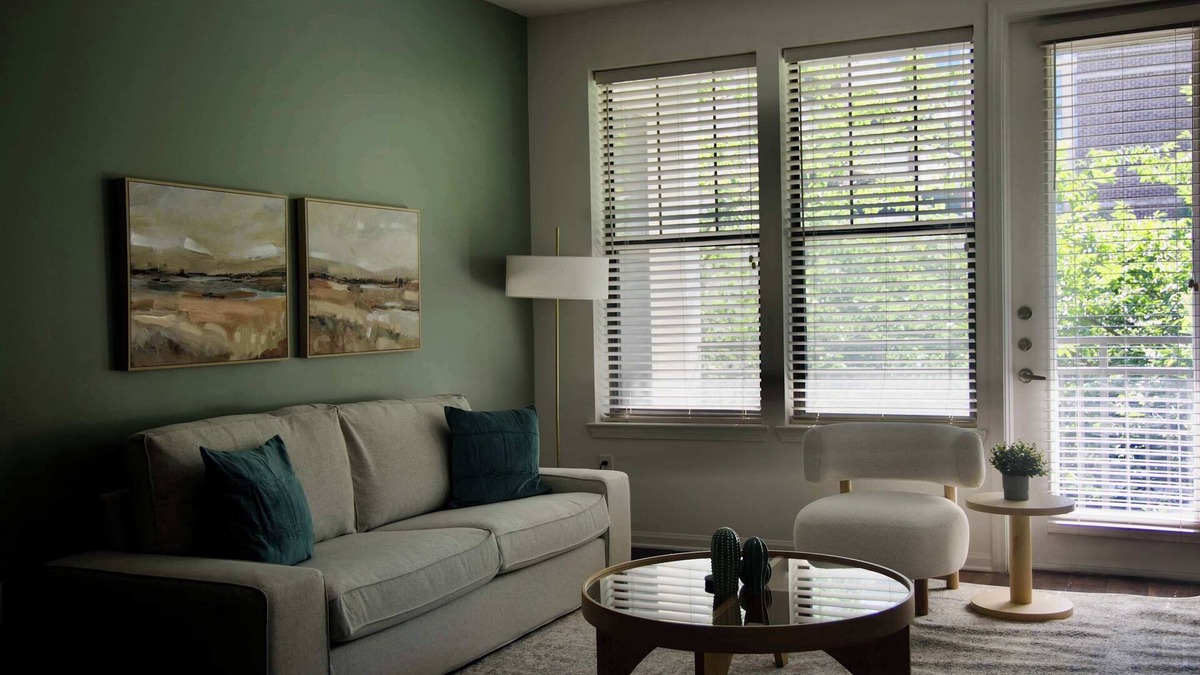 Franklin Apartment | The Franklin II Vibe 8773