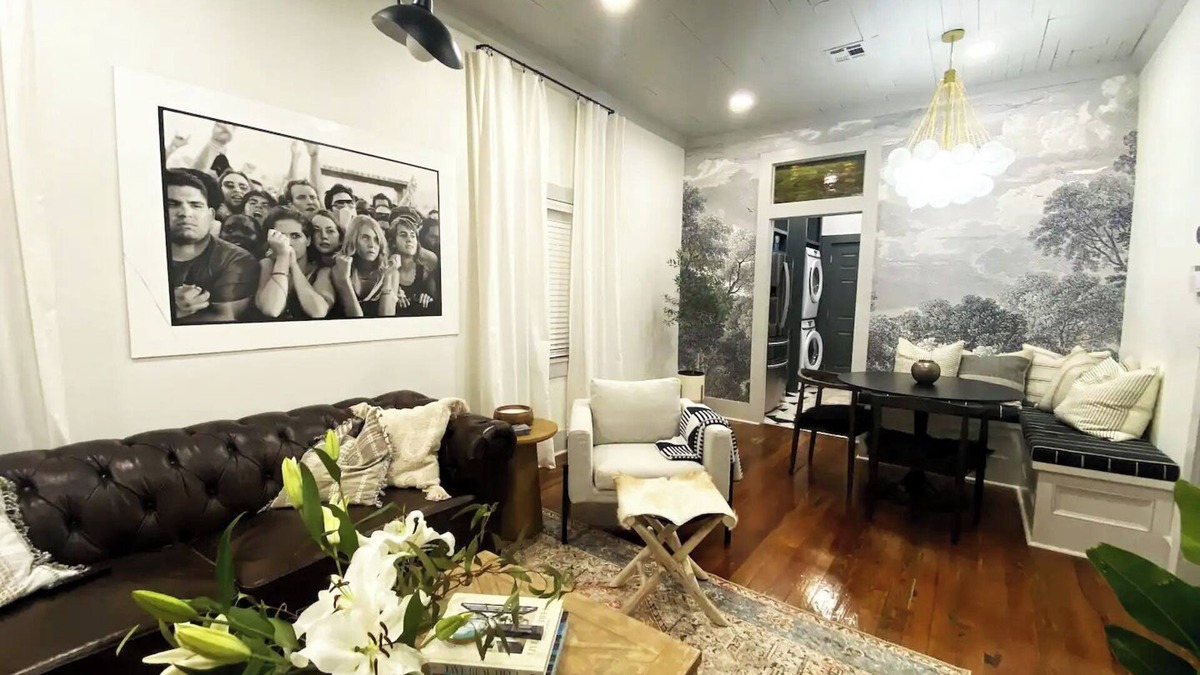 Freetown - Port Rico House | The FreeTown Roost. A Stylish 2 bedroom house in the heart of Downton.