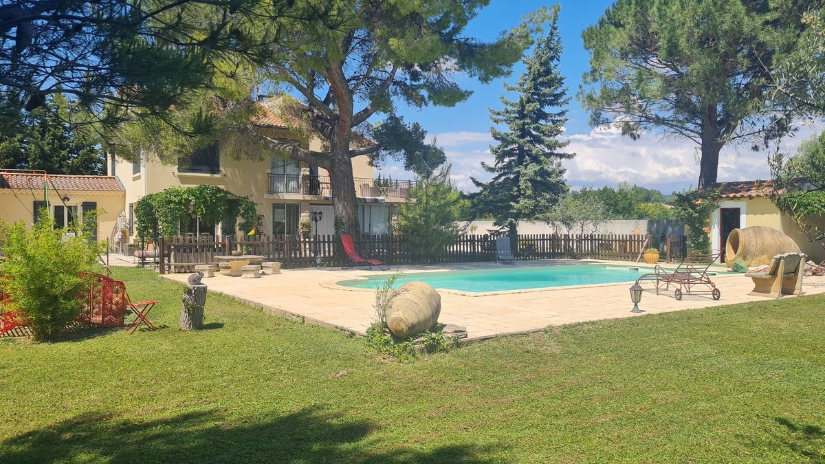 L'Isle-sur-la-Sorgue Apartment | The friendly Sorgue