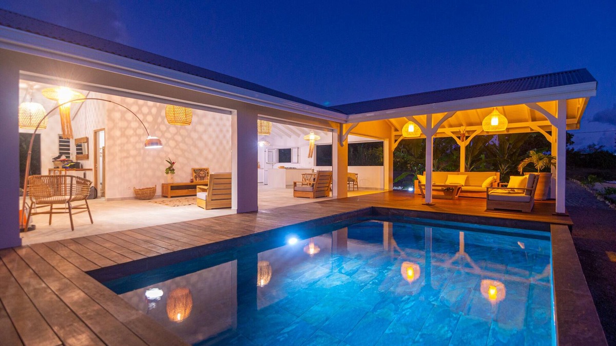 Grand-Bourg House | THE GREY HOUSES