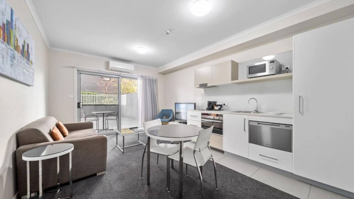 Greenway Apartment | 'The Gabriel' @Greenway