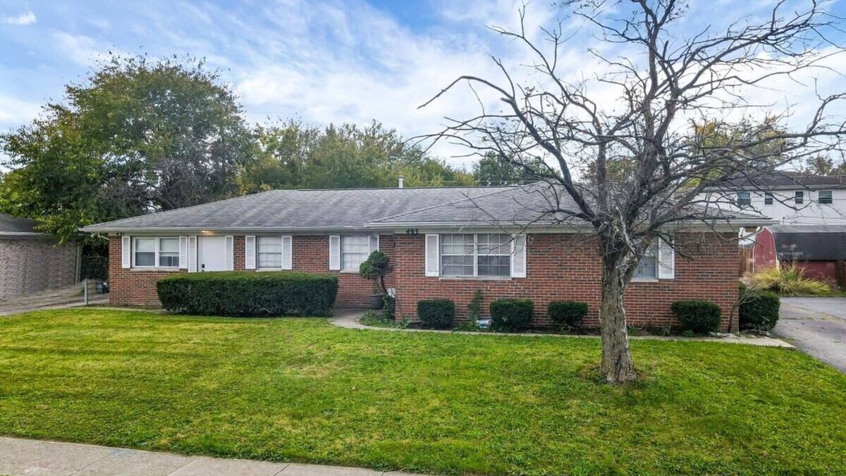 Gahanna Apartment | The Gahanna Ranch - 3 BR - Airport