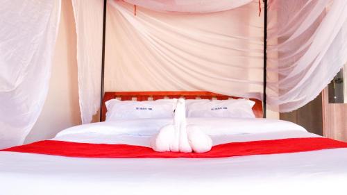 Kenya Hotel | The Galalo's Park Keroka