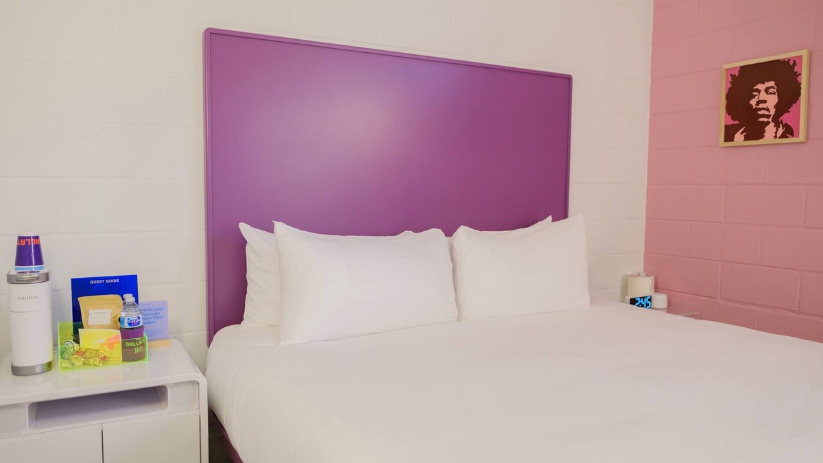 East Hill Hotel | The Gallatin 211, East Nashville Boutique Hotel