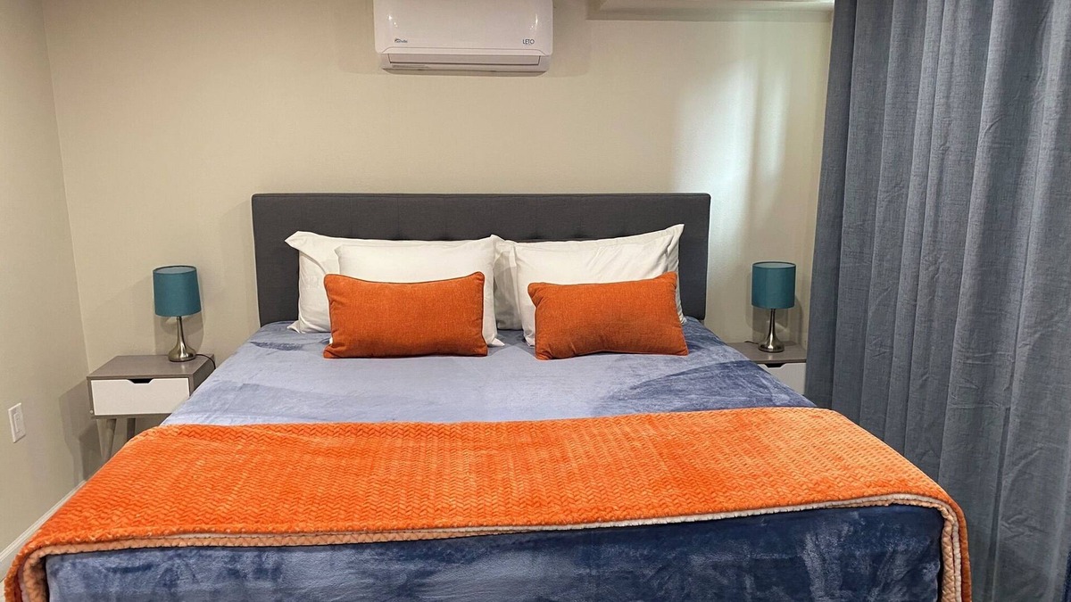 Barelas Apartment | The Garden Apartment at the Craftsmen
