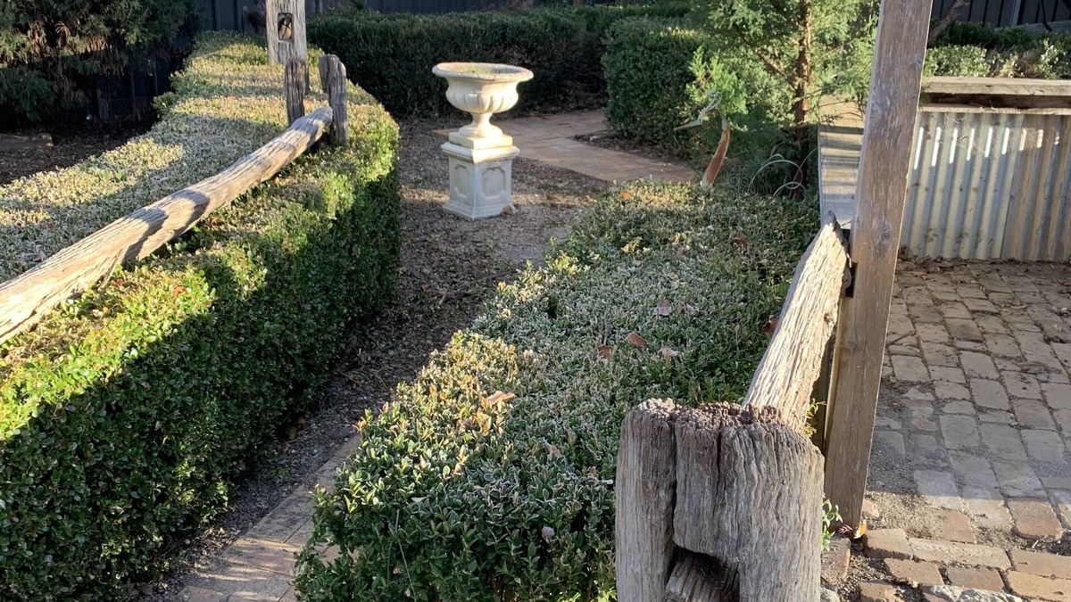 Rylstone House | The GARDEN HOUSE/RYLSTONE.country dreaming