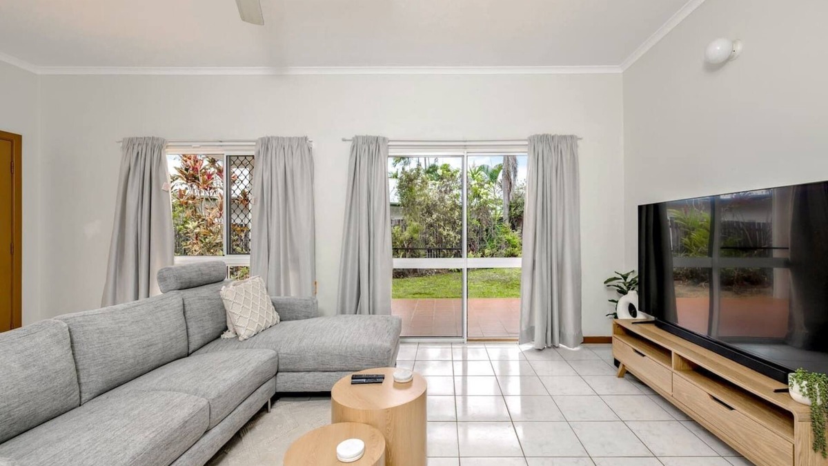 Smithfield House | The Garden Nook Your Cairns Home Away from Home