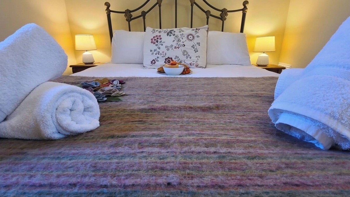 Cannock Apartment | The Garden Room on the edge of Cannock Chase