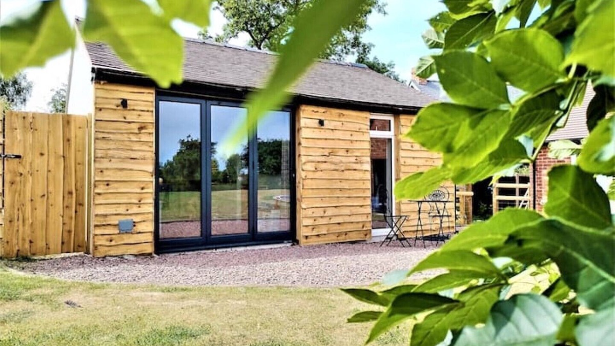 Broadwas Cabin | The Garden Room - Nature Stay