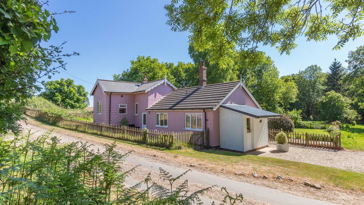Fulmodeston House | The Gatehouse - Kettlestone
