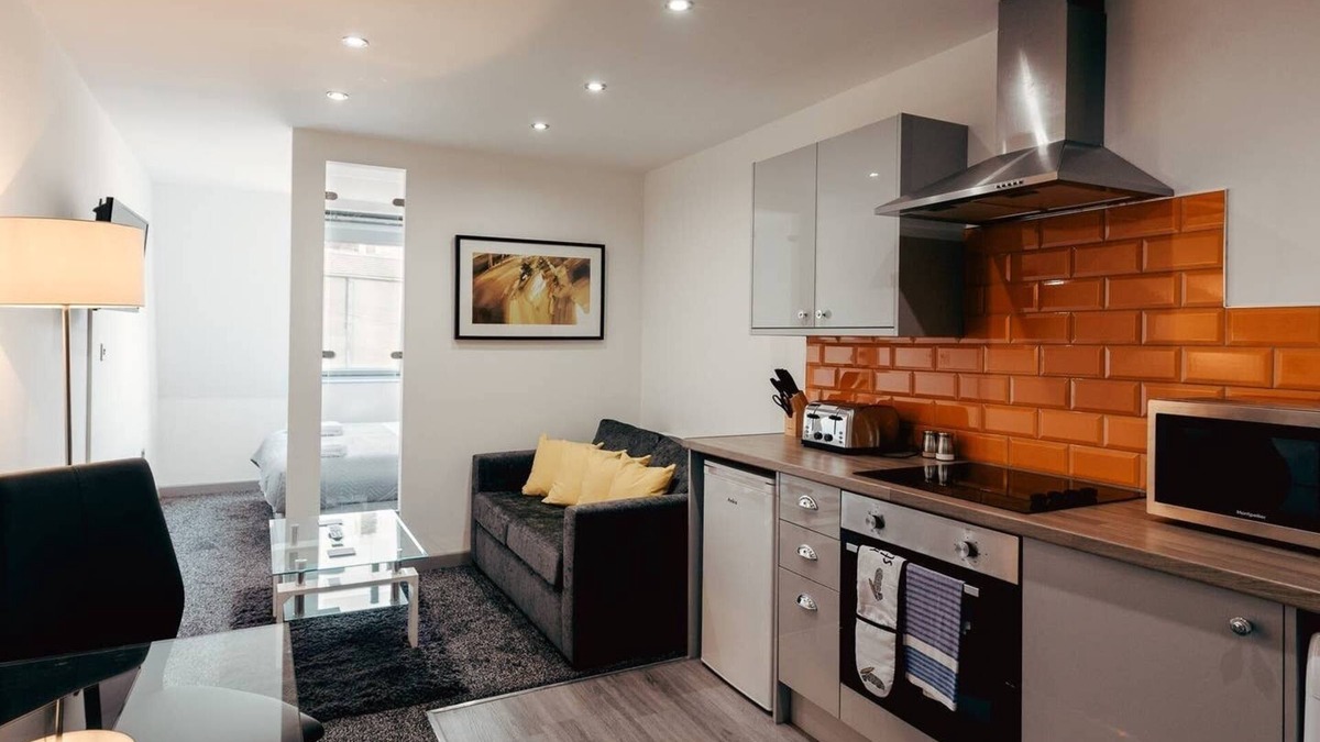 Halifax Apartment | The Gentleman Jack Apartment 215