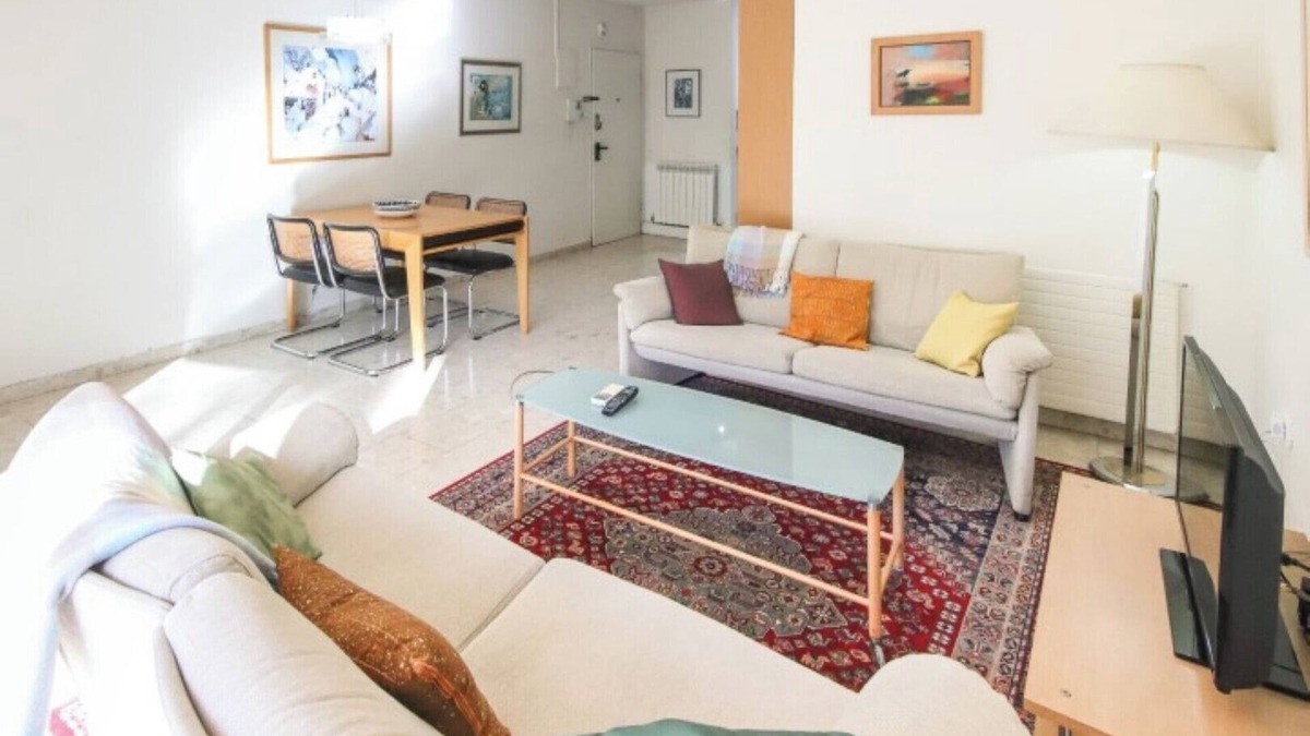 Kiryat HaLeom Apartment | The German Colony: 1 Bedroom/1 Bathroom Rental