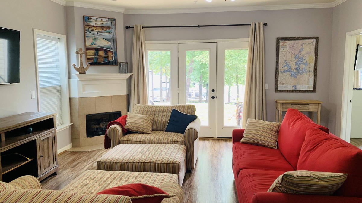 Dadeville Condo | The Getaway at Lake Martin a 2 bedroom 2 bathroom Lake front condo w/boat slip!