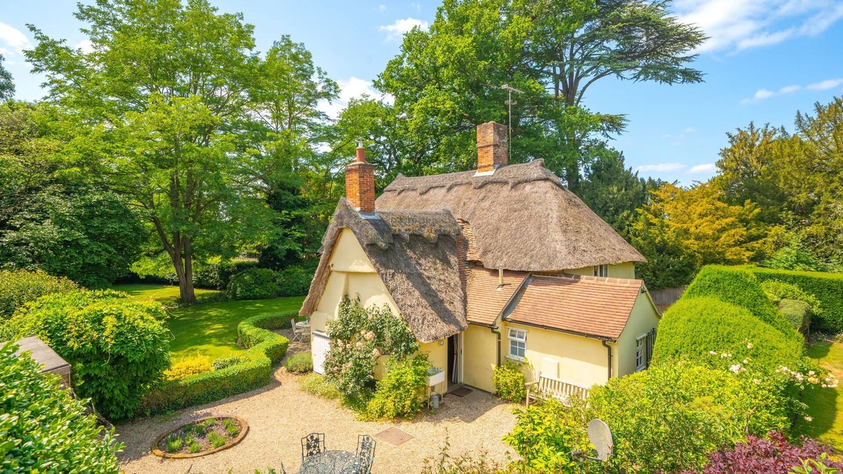 Higham Cottage | The Gildhall, Higham
