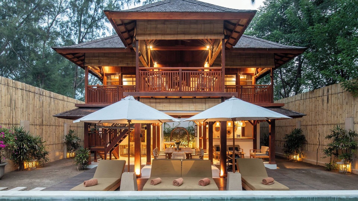 Gili Trawangan Villa | The Gili Beach Resort Villa.3, 4 BR Villa Gili Trawangan - 50m from The Beach