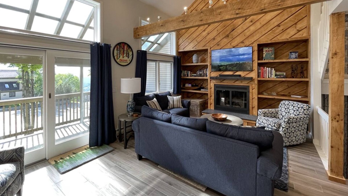 Ludlow Condo | The Glades at Okemo | Completely Remodeled Ski-in/Ski-out Trailside Condo