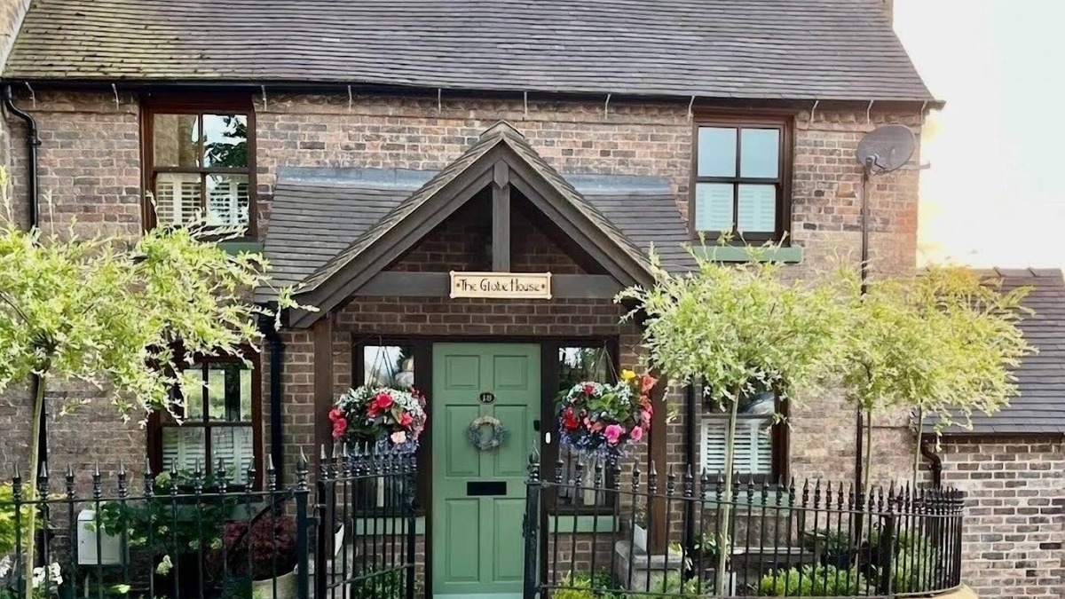 Coalbrookdale House | The Globe House