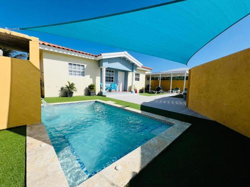 Mon Pos Villa | The Gold Vacation Villa
