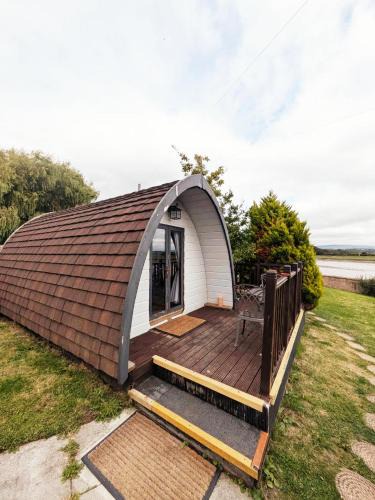 Morecambe Apartment | The Golden Ball Hotel Pods