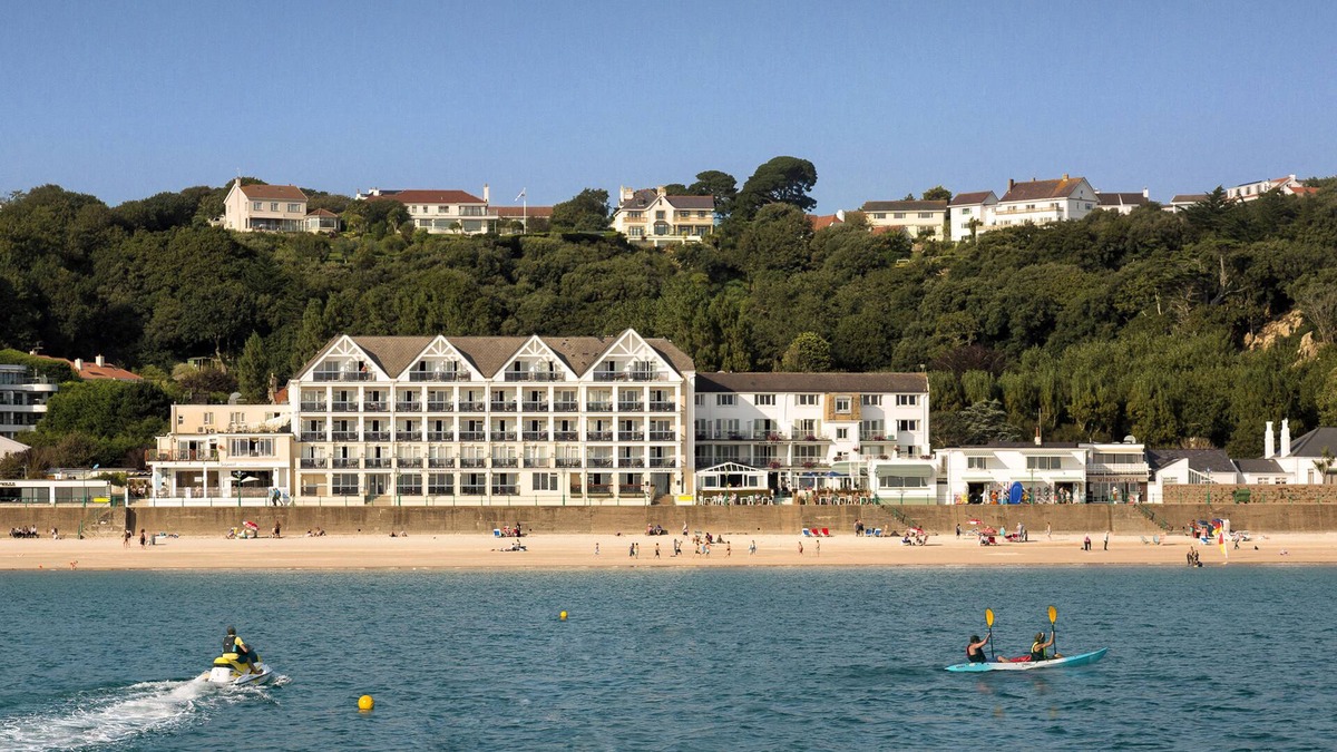 Saint Brelade Hotel | The Golden Sands