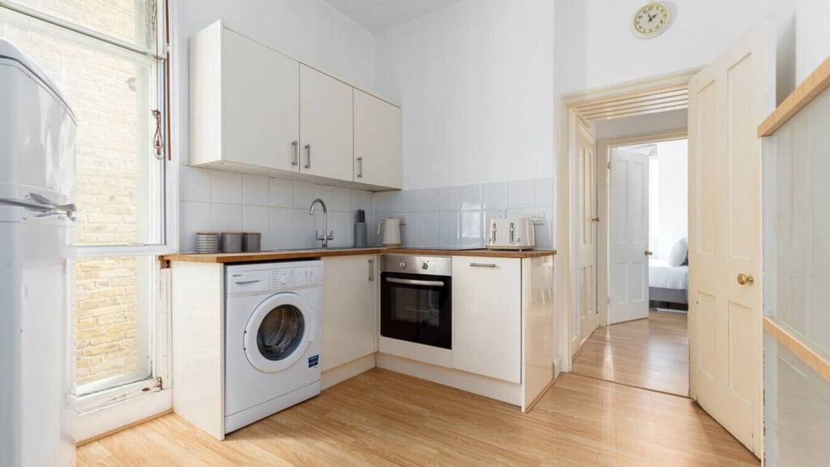 Shepherd's Bush Apartment | The Goldhawk Road Apartments