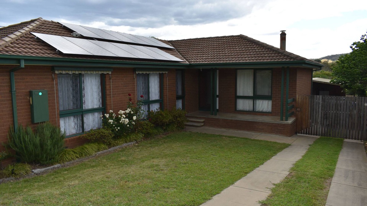 Myrtleford House | The Golf Getaway - close to the greens