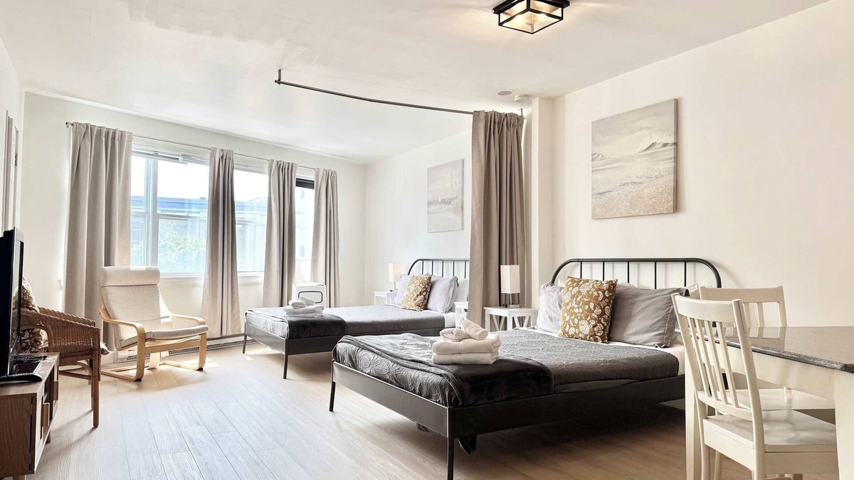 Maizerets Apartment | The Good Life | 2 Beds | AC | Limoilou