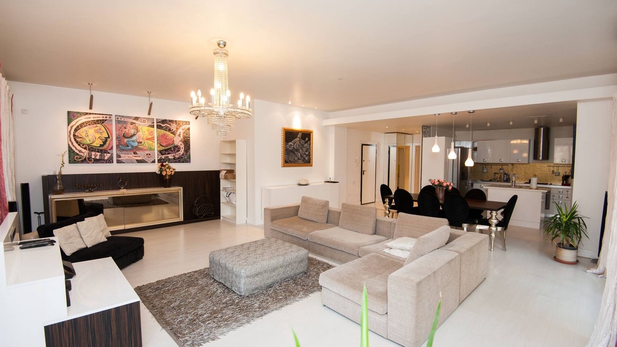 Sector 1 Apartment | The good life on Herastrau Park