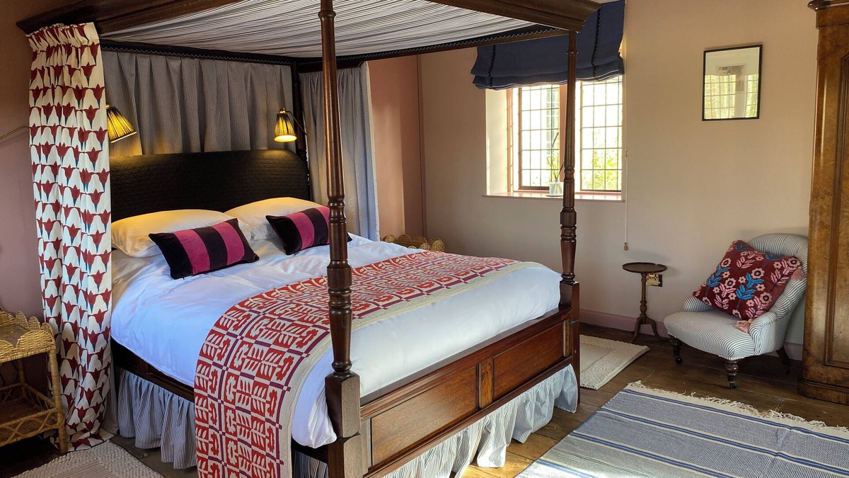 Lacock Apartment | The Governor's House
